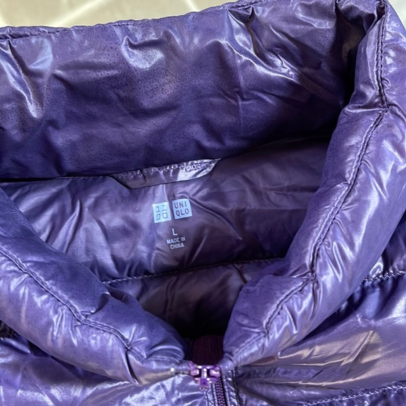 Uniqlo Down Puffer Vest - Picture 2 of 9